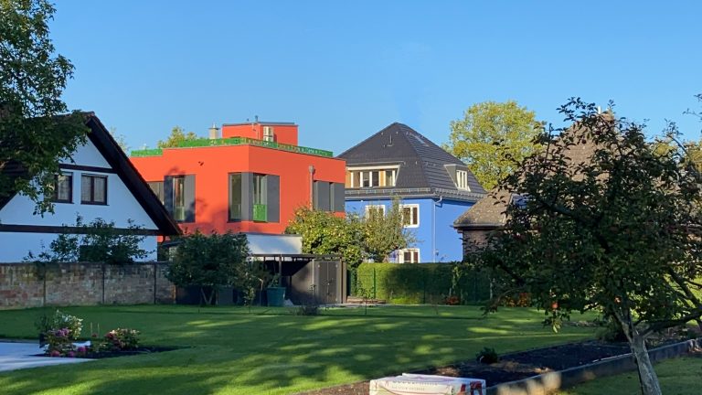 7311E9A4-5B44-43D3-8707-09B5B10EDA98